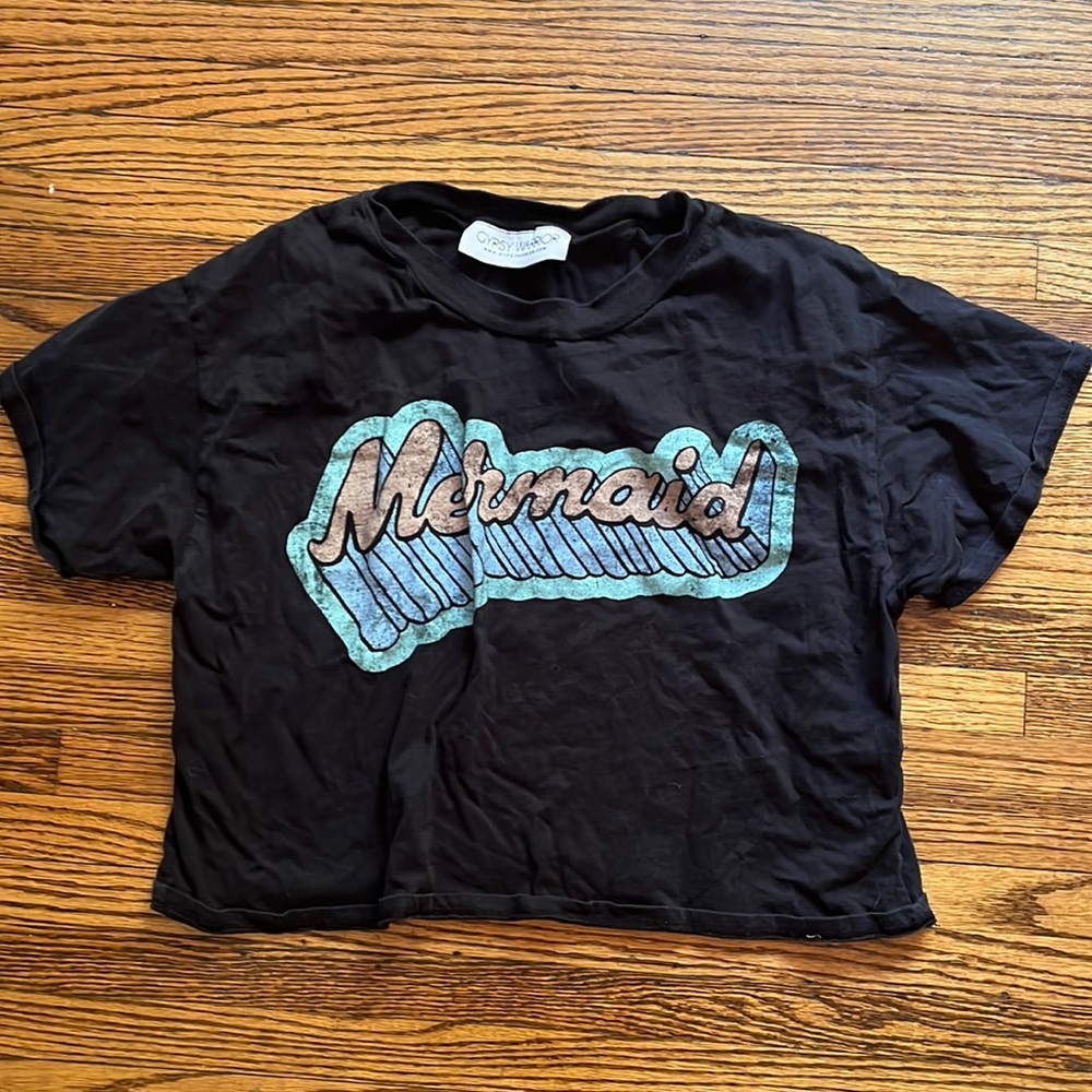 Gypsy Warrior cropped black tee